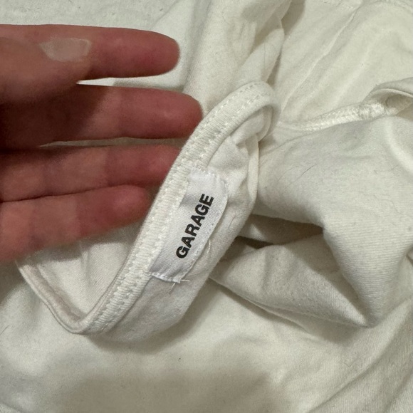 Backless t-shirt - Picture 4 of 4